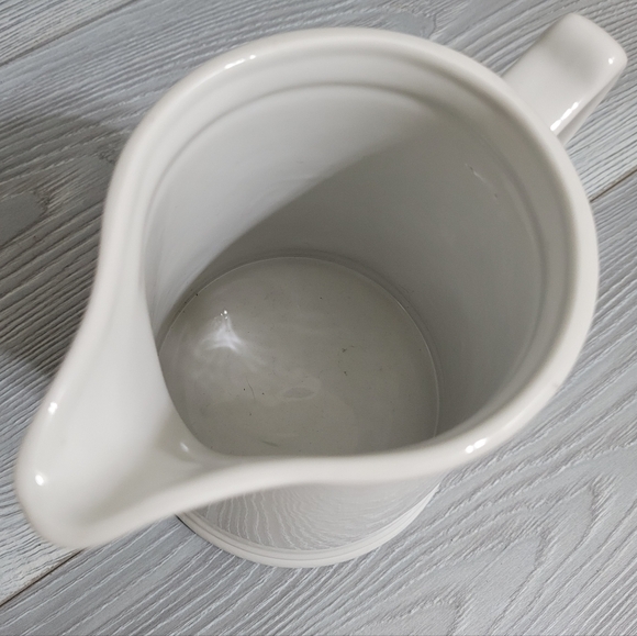 White Ceramic Pitcher Tri-Chef Oven Microwave Dishwasher Safe 6" Tall 4.75" Wide - Picture 8 of 8